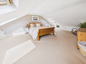 MASTER BEDROOM- click for photo gallery